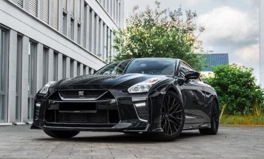 Rent a Nissan GT-R in Frankfurt
