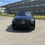 Front view Mercedes-Benz GLE 63s AMG in Berlin