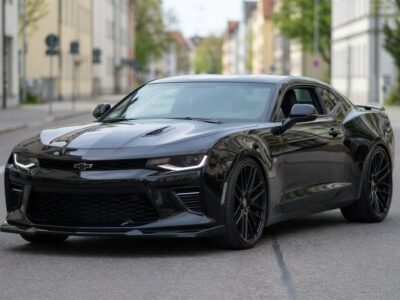 Rent a Chevrolet Camaro SS in Augsburg hero