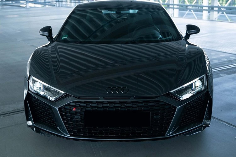 Front view Audi R8 V10 RWD in Heilbronn