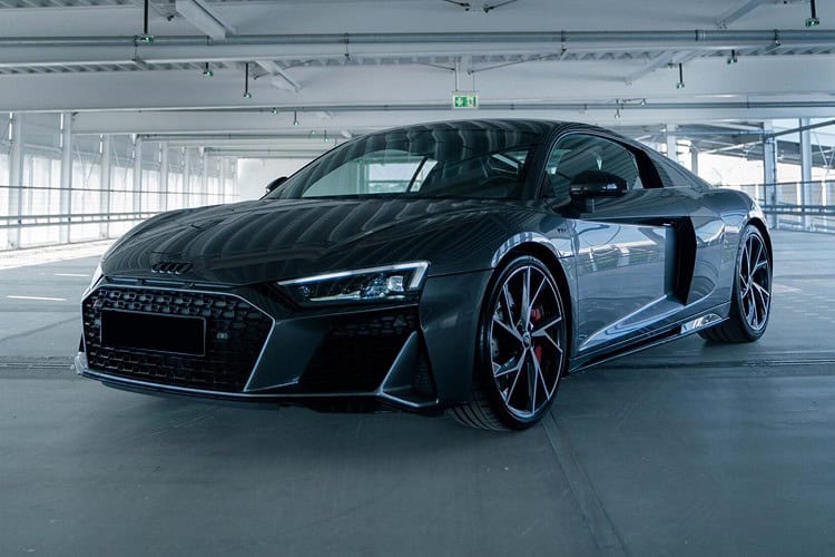 Rent an Audi R8 V10 RWD in Heilbronn