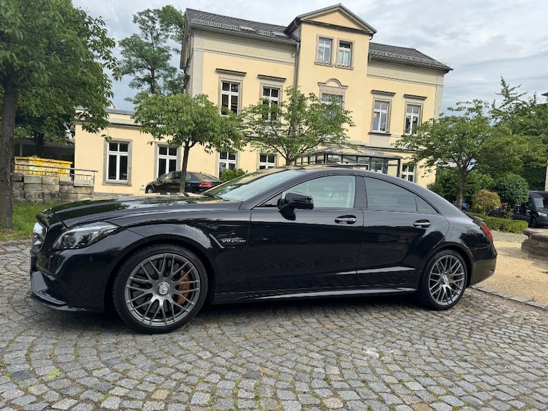 Mercedes CL 63 AMG S Berlin side