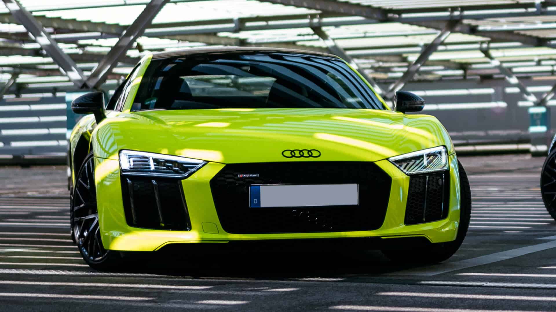 Front view Audi R8 V10 Coupe in Frankfurt (Main