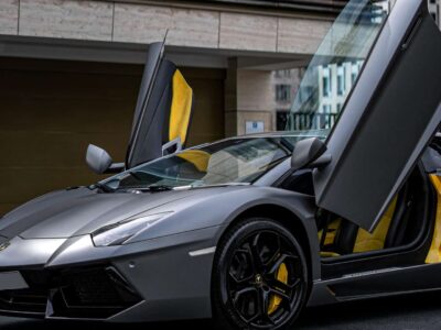 Rent a Lamborghini Aventador in Frankfurt (Main)
