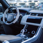 Range Rover V8 cockpit