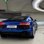 Rent an Audi R8 V10 in Düsseldorf back