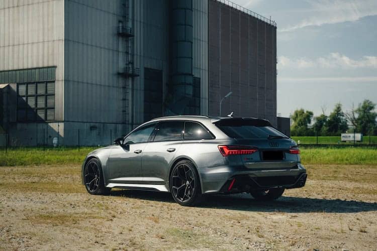 Rent Audi RS6 Performance in Passau