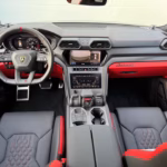 Lamborghini Urus S inside