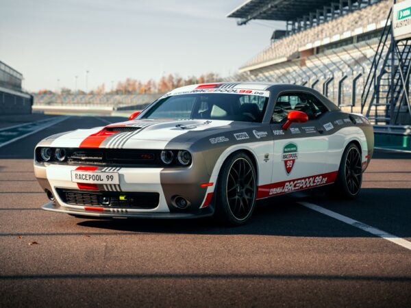 Dodge Challenger racetrack training voucher