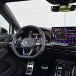 Golf 8 R Cockpit
