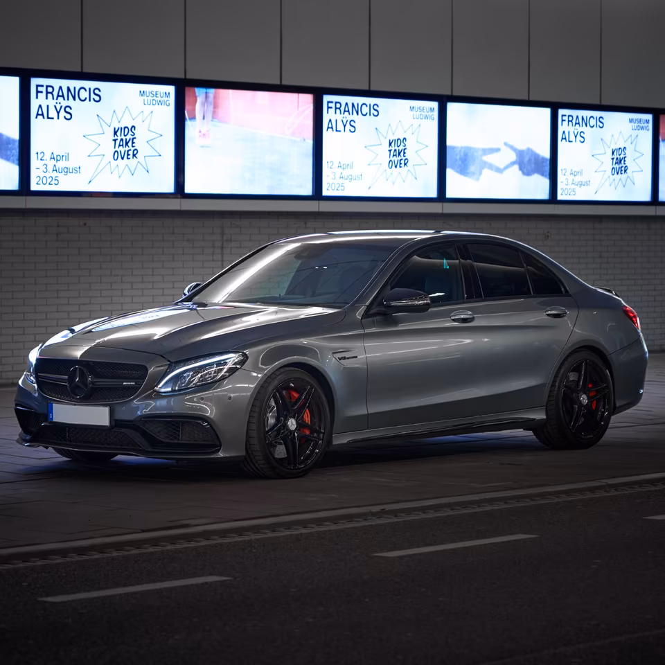 Mercedes C63s AMG front left