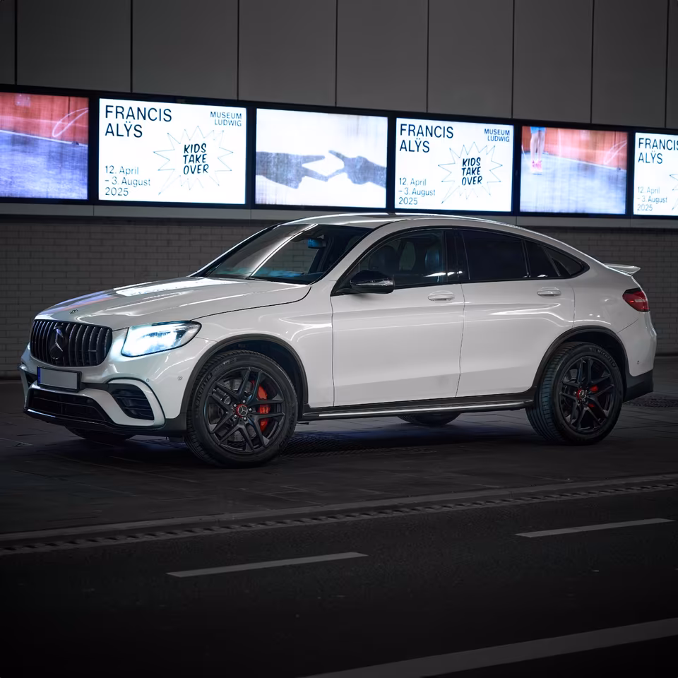 Mercedes-AMG GLC 63 S Coupe side front
