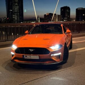 Ford Mustang GT Coupé V8 front 2