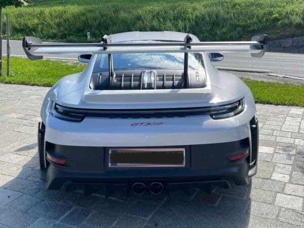 Rent Porsche 992 GT3 RS in Rosenheim back