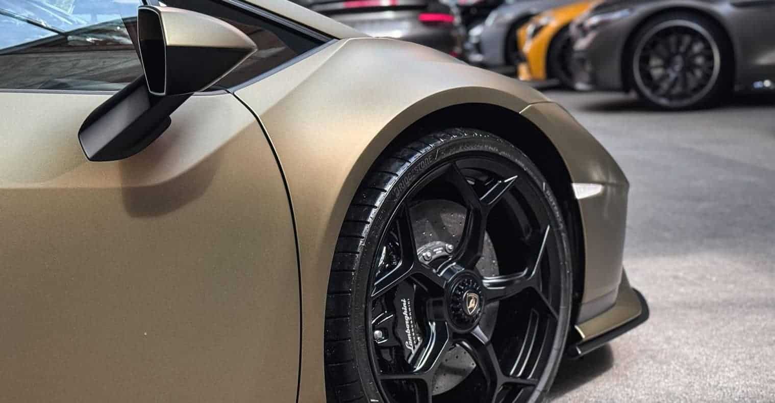 LAMBORGHINI HURACÁN TECNICA IN HAMBURG side