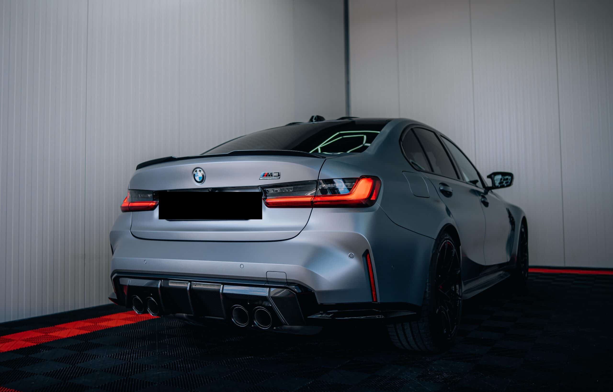 Rent BMW M3 Competition in Nuremberg Back