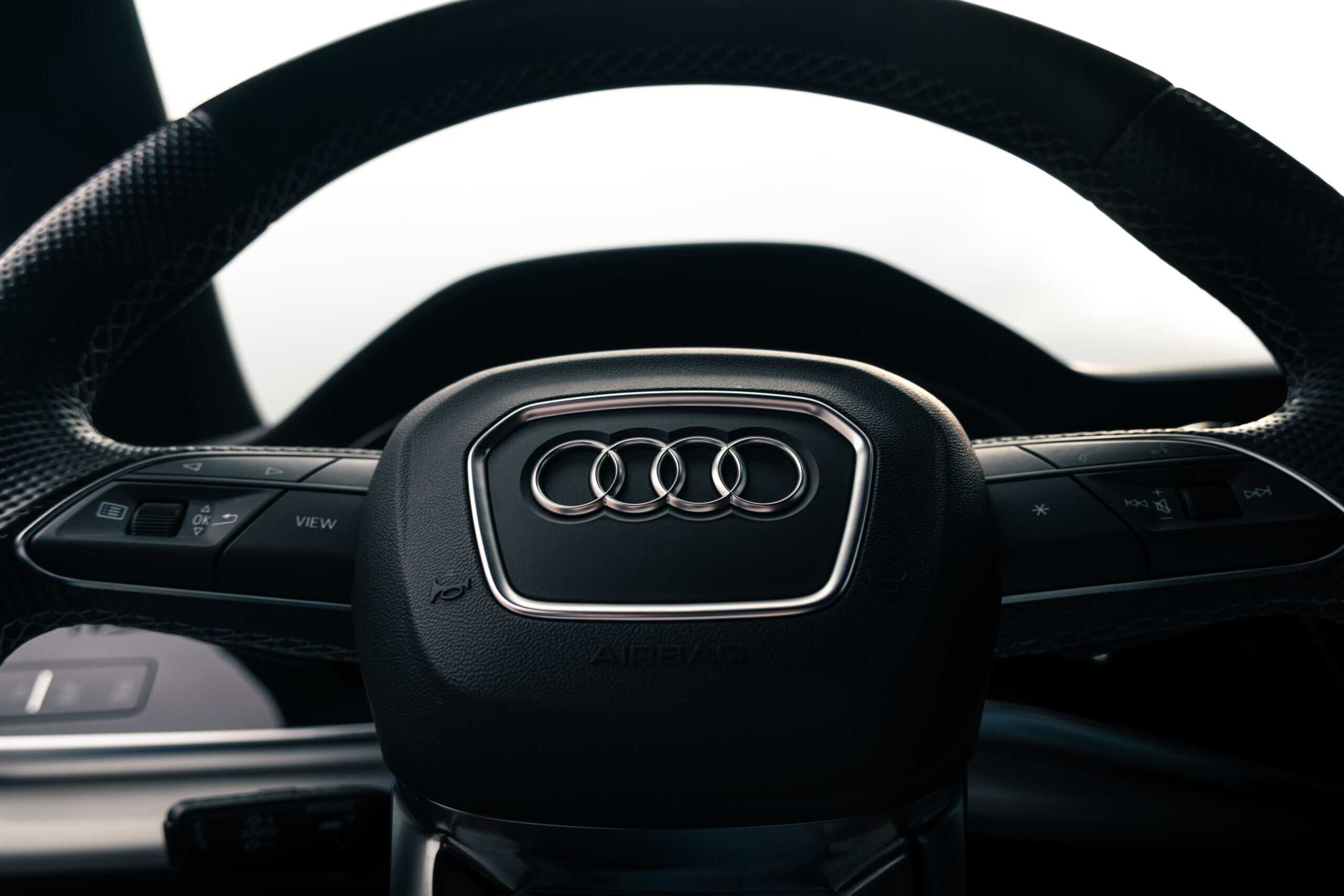 audi SQ8 Viena cockpit
