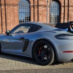 Rent Porsche 718 Cayman GT4 RS in Düren Heck