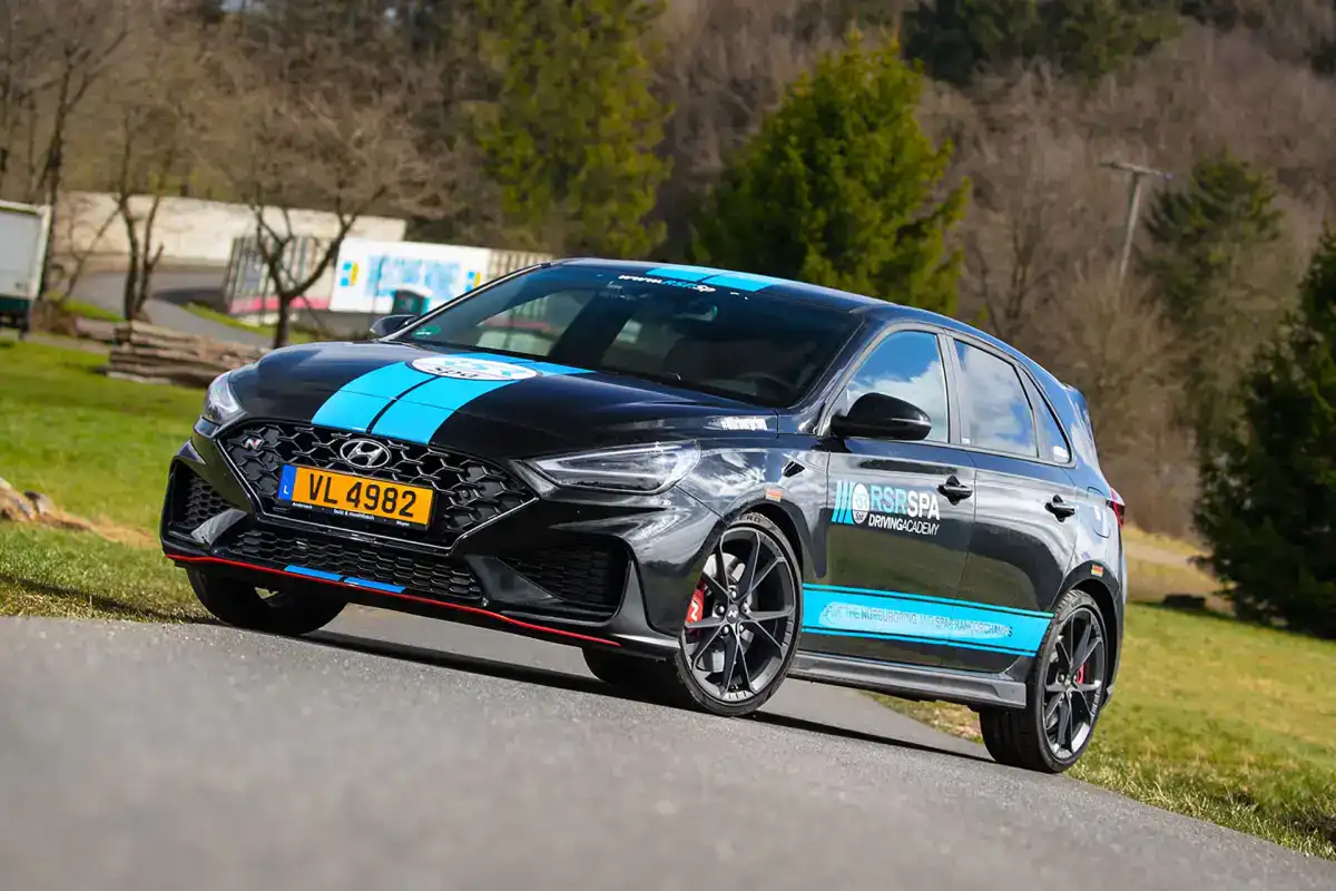 Hyundai i30N Performance Racetrack Nürbugring Voucher Hero Picture