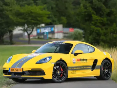 Porsche Cayman GTS 4.0 Hero Pictures Front