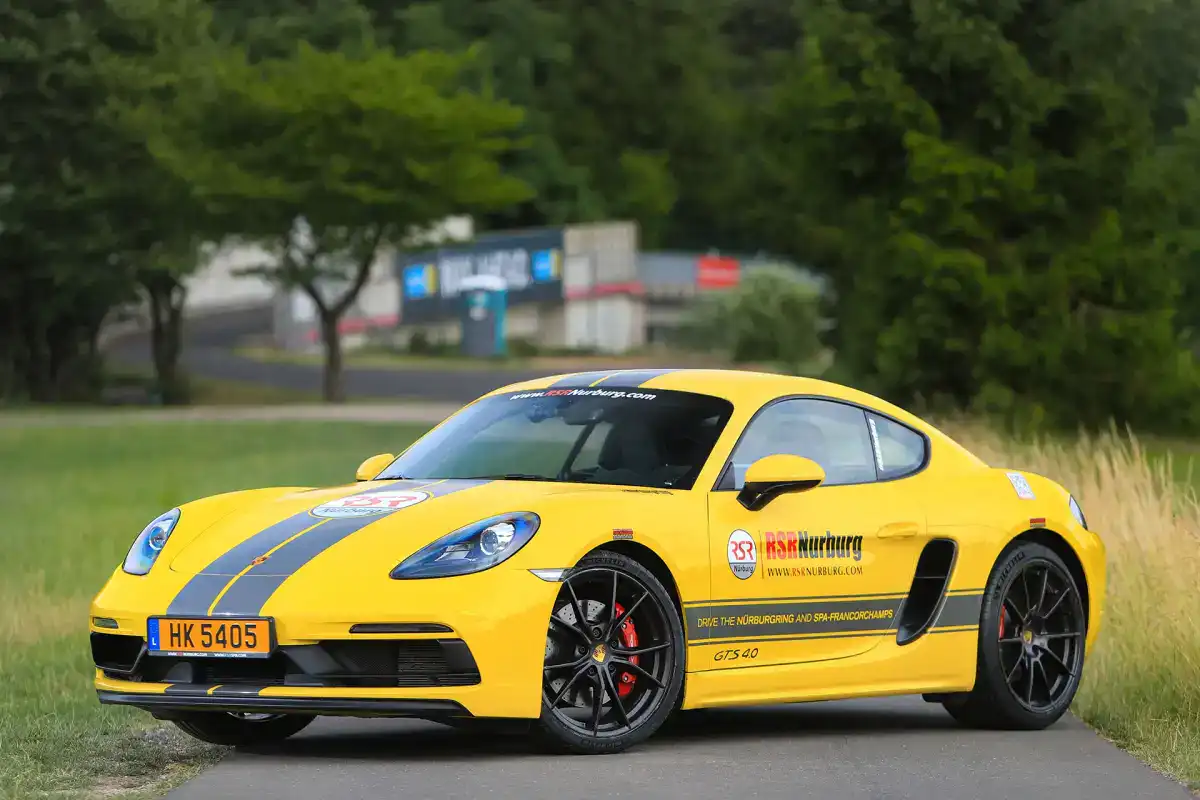 Porsche Cayman GTS 4.0 Hero Pictures Front