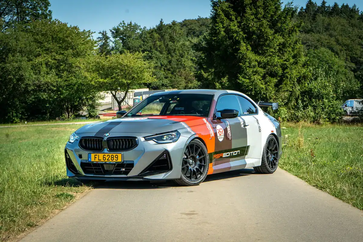 BMW M240i xDrive RSR Edition Picture Hero