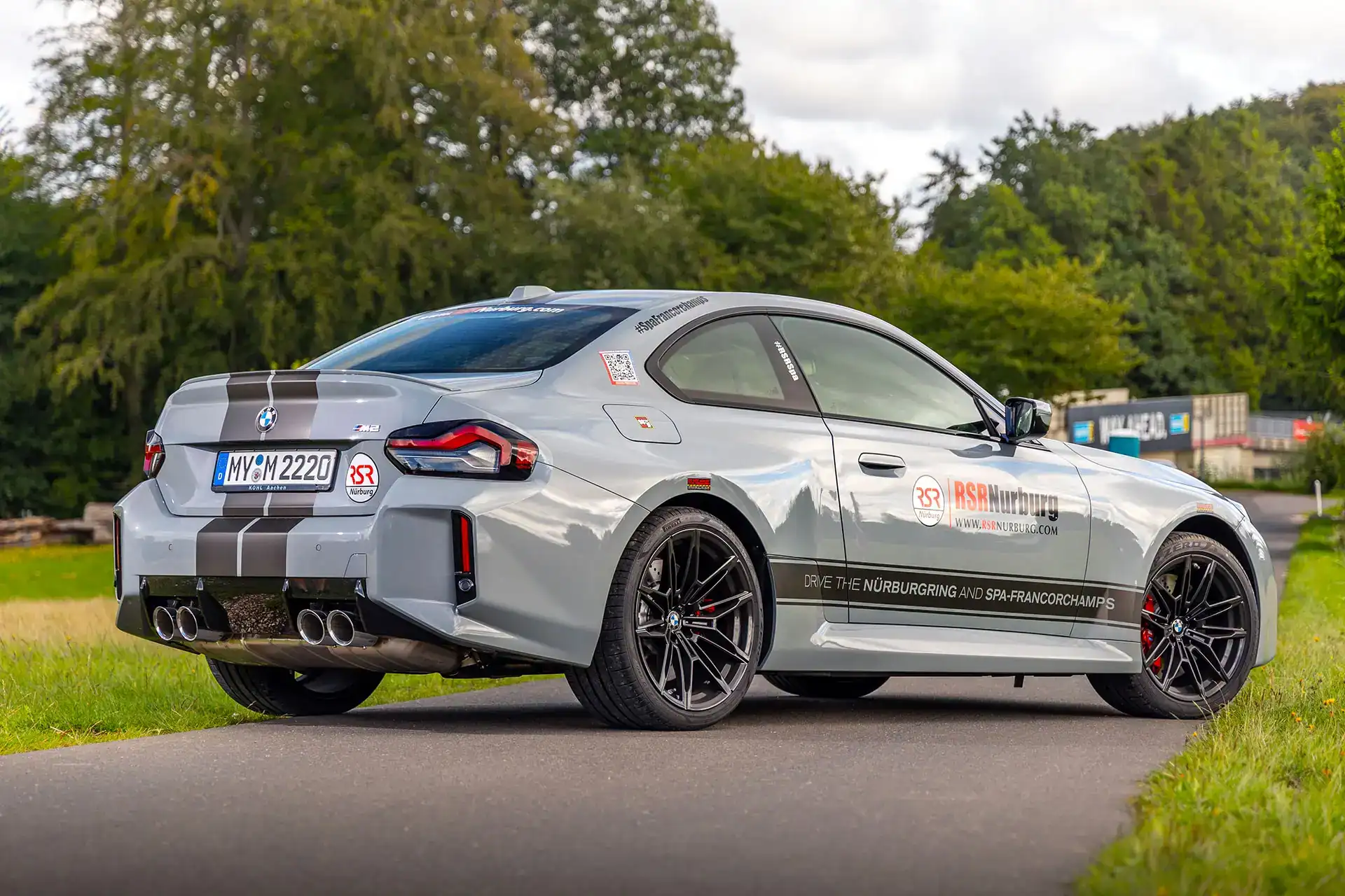 BMW M2 Hero Pictures Back