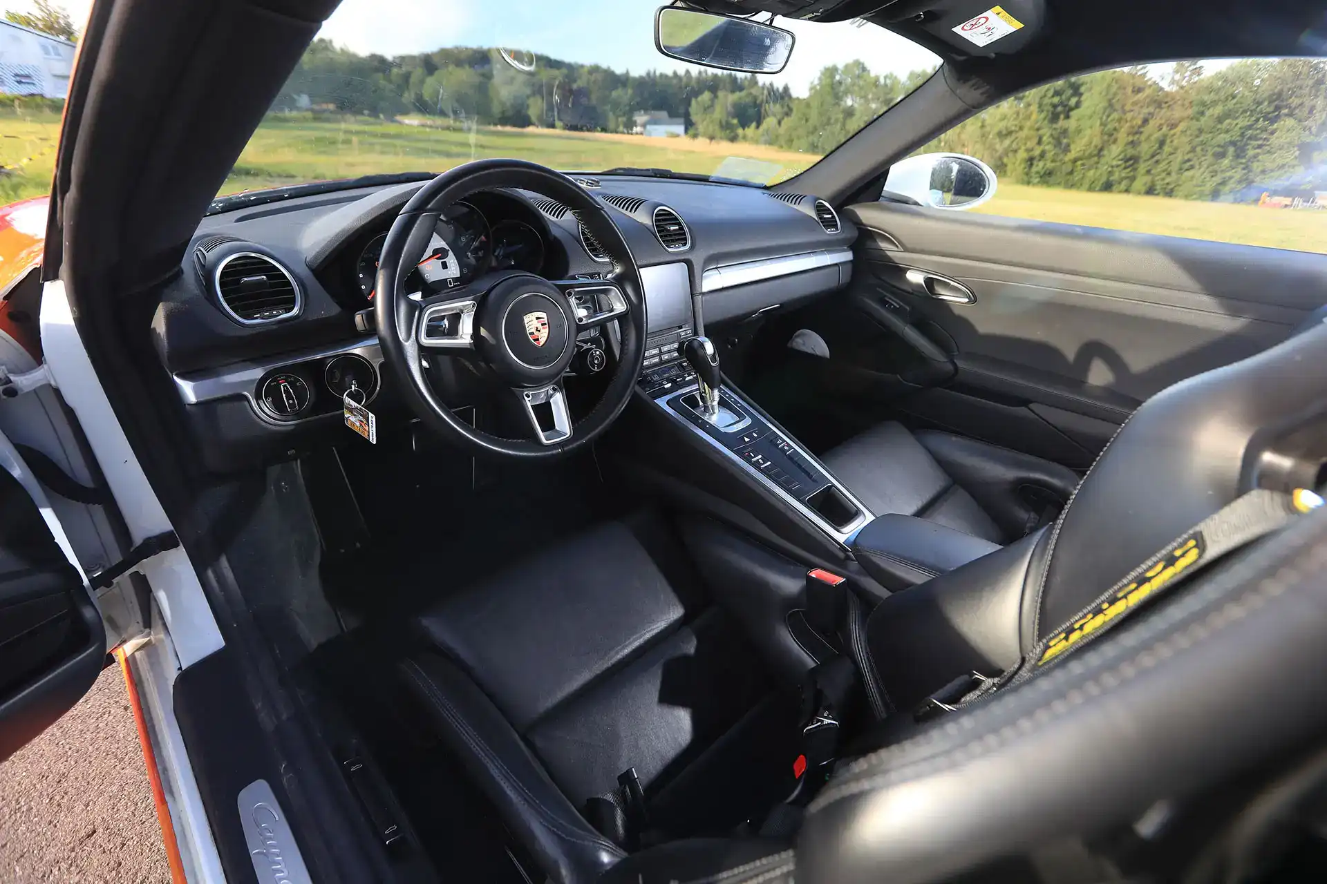 Porsche Cayman RSR Edition Interior Steering Wheel
