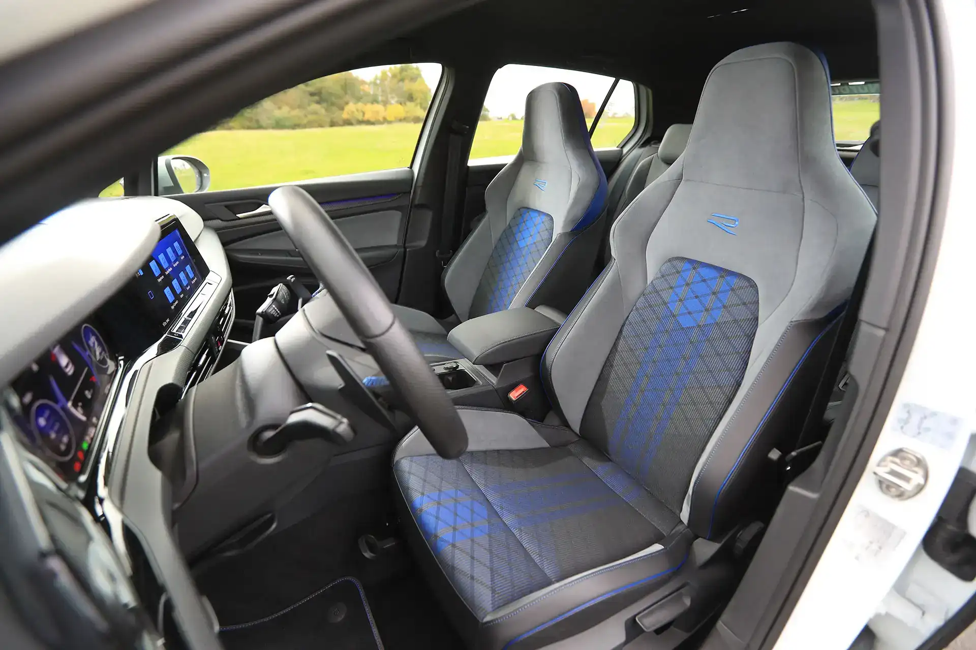 Volkswagen Golf R Racetrack Nürburgring Voucher interior seats picture