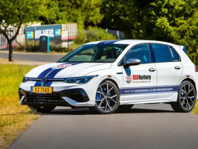 Volkswagen Golf R Racetrack Nürburgring Voucher Hero picture