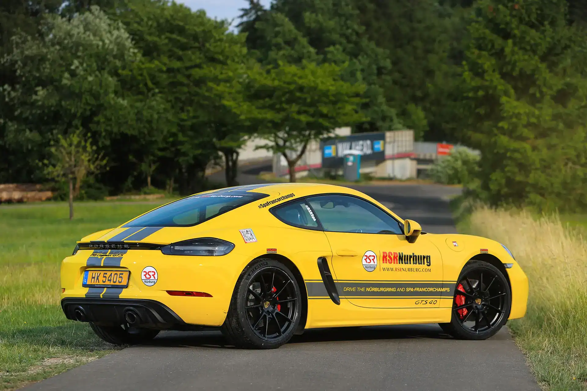 Porsche Cayman GTS 4.0 Hero Pictures Back