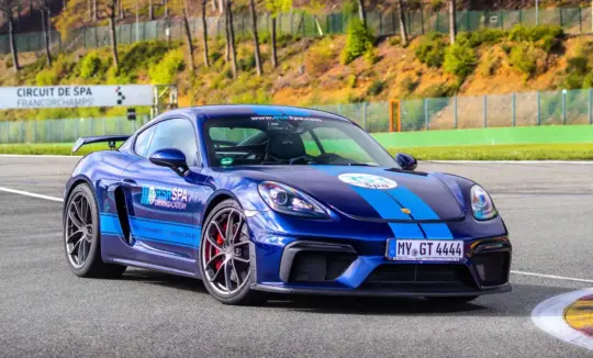 Porsche Cayman GT4 Hero Pictures Front